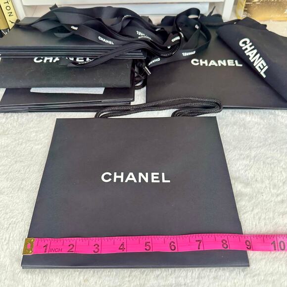 CHANEL Dust Bag, Shopping Bag, note paper & envelope, ribbon gift set - Picture 5 of 6
